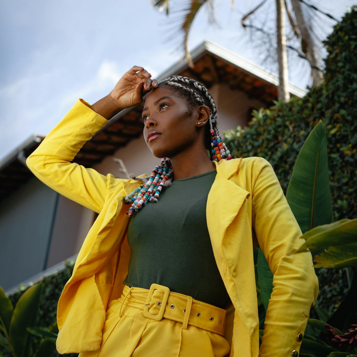 O papel das fashion weeks na globalização da moda.